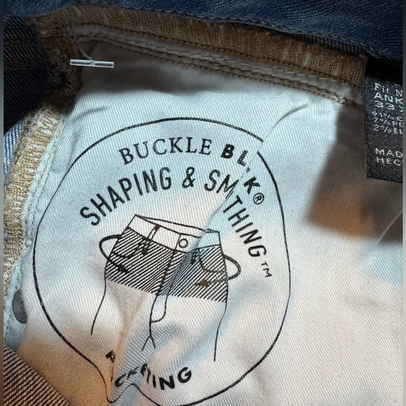 Buckle Black Fit # 93 Ankle Skinny Jeans - Picture 10 of 13